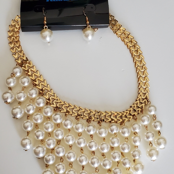 📿Pearl necklace with earrings 📿 - Picture 2 of 6
